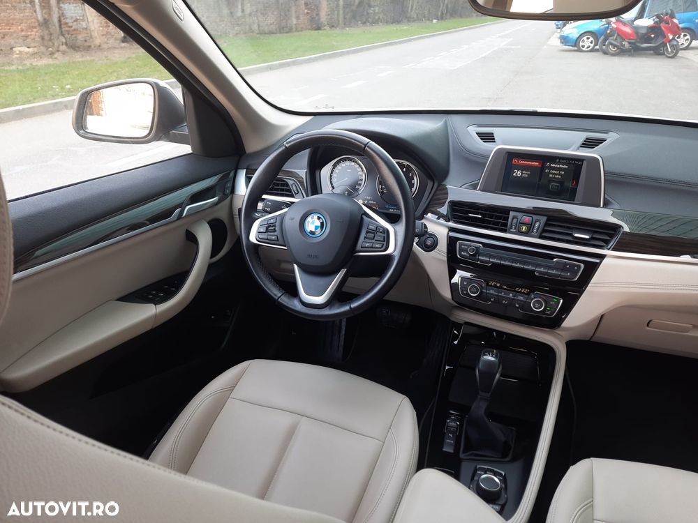 BMW X1 xDrive25e xLine - 16