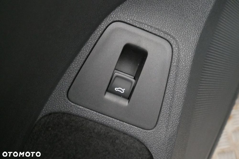 Volkswagen Tiguan 2.0 TDI Life DSG - 18