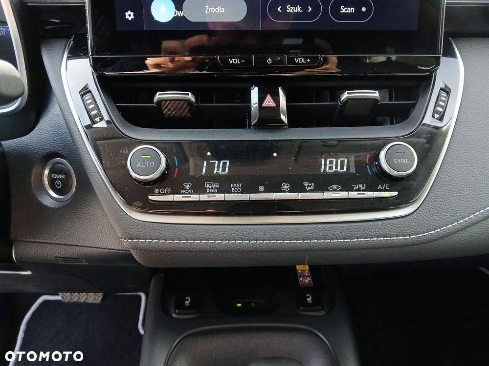Toyota Corolla 1.8 Hybrid Style - 31