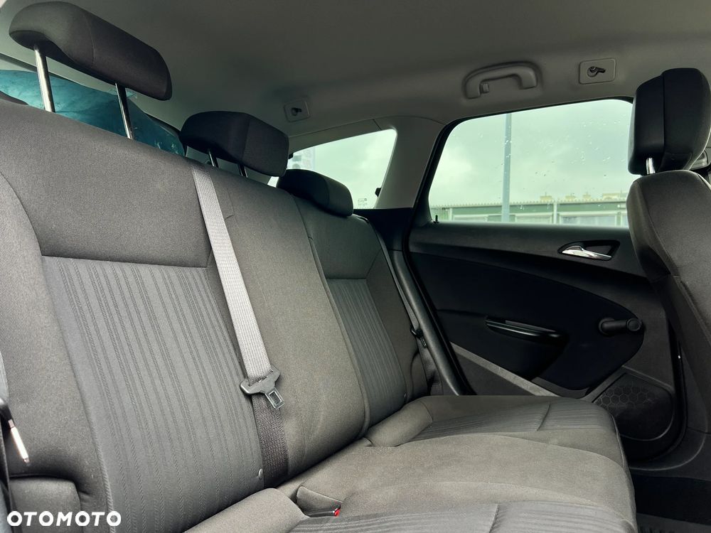 Opel Astra 1.4 Active - 25
