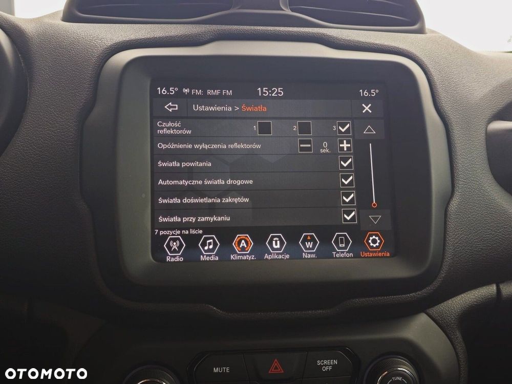 Jeep Renegade 1.5 T4 mHEV Limited FWD S&S DCT - 23