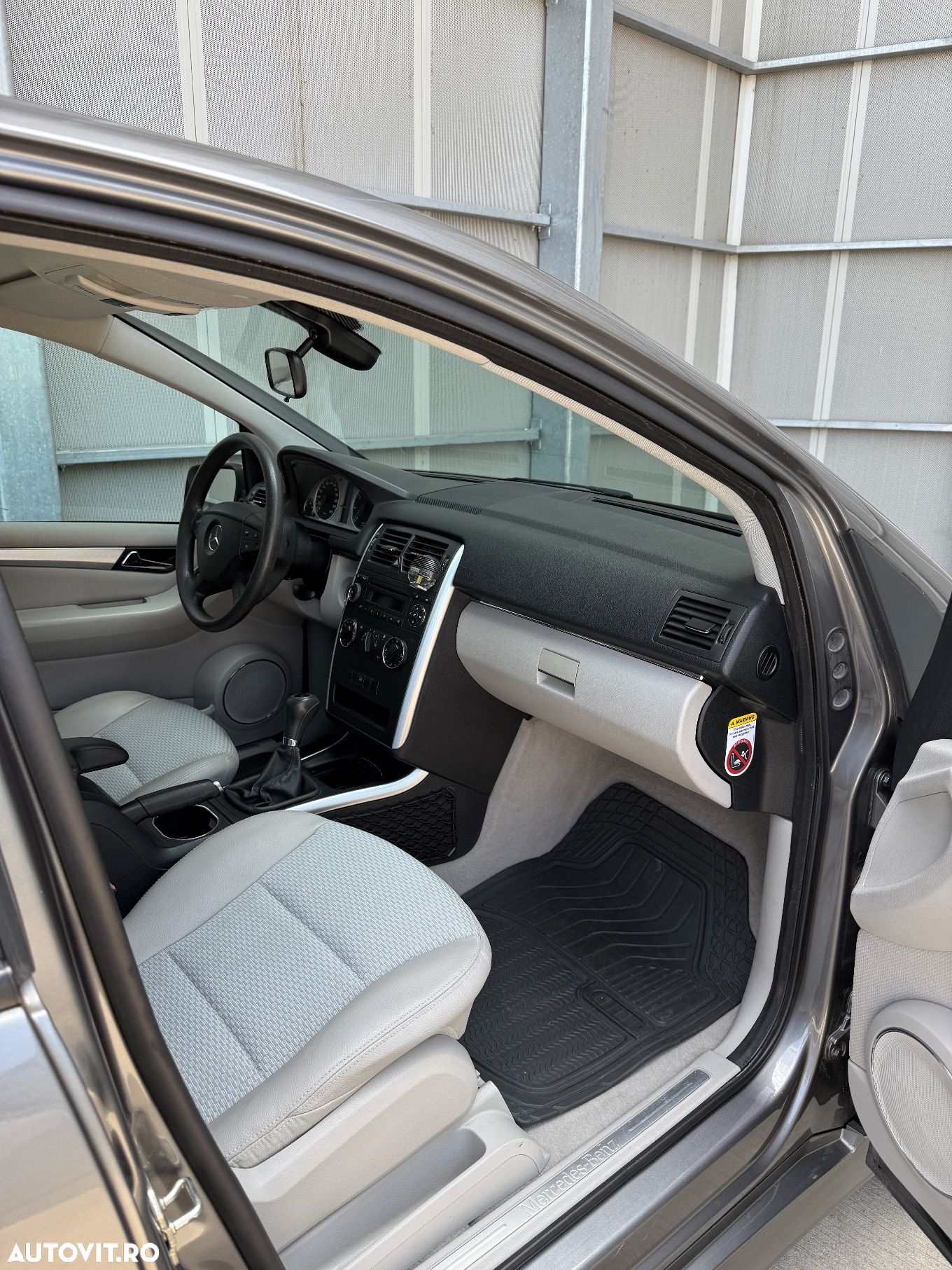 Mercedes-Benz B 170 - 10