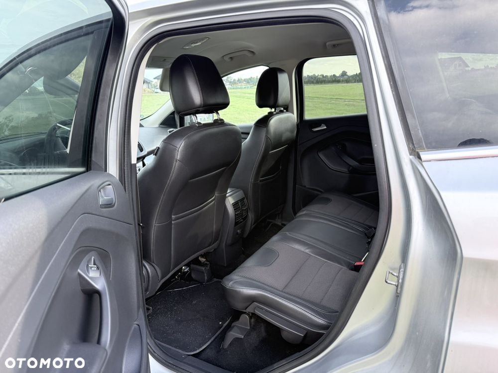 Ford Kuga - 3