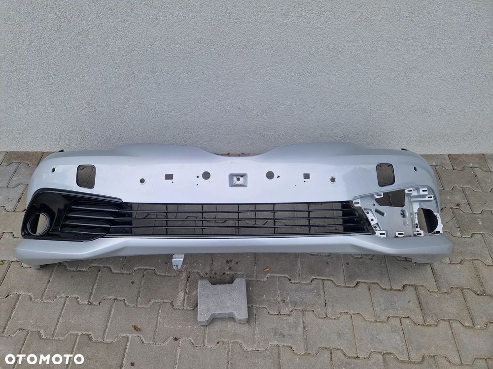 Zderzak Toyota Auris II lift 2015 - na pdc - 2