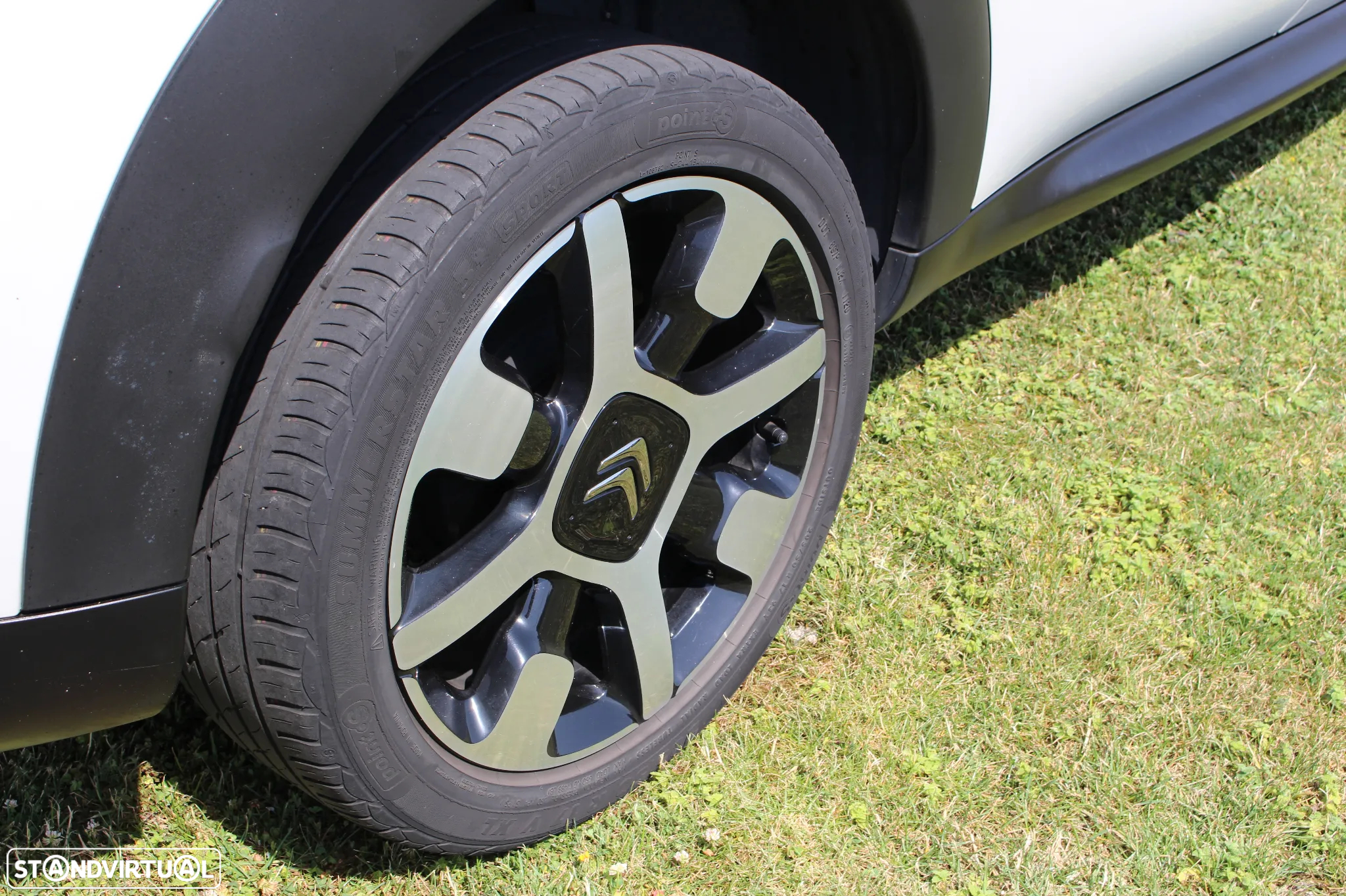 Citroën C4 Cactus 1.2 PureTech Shine - 14