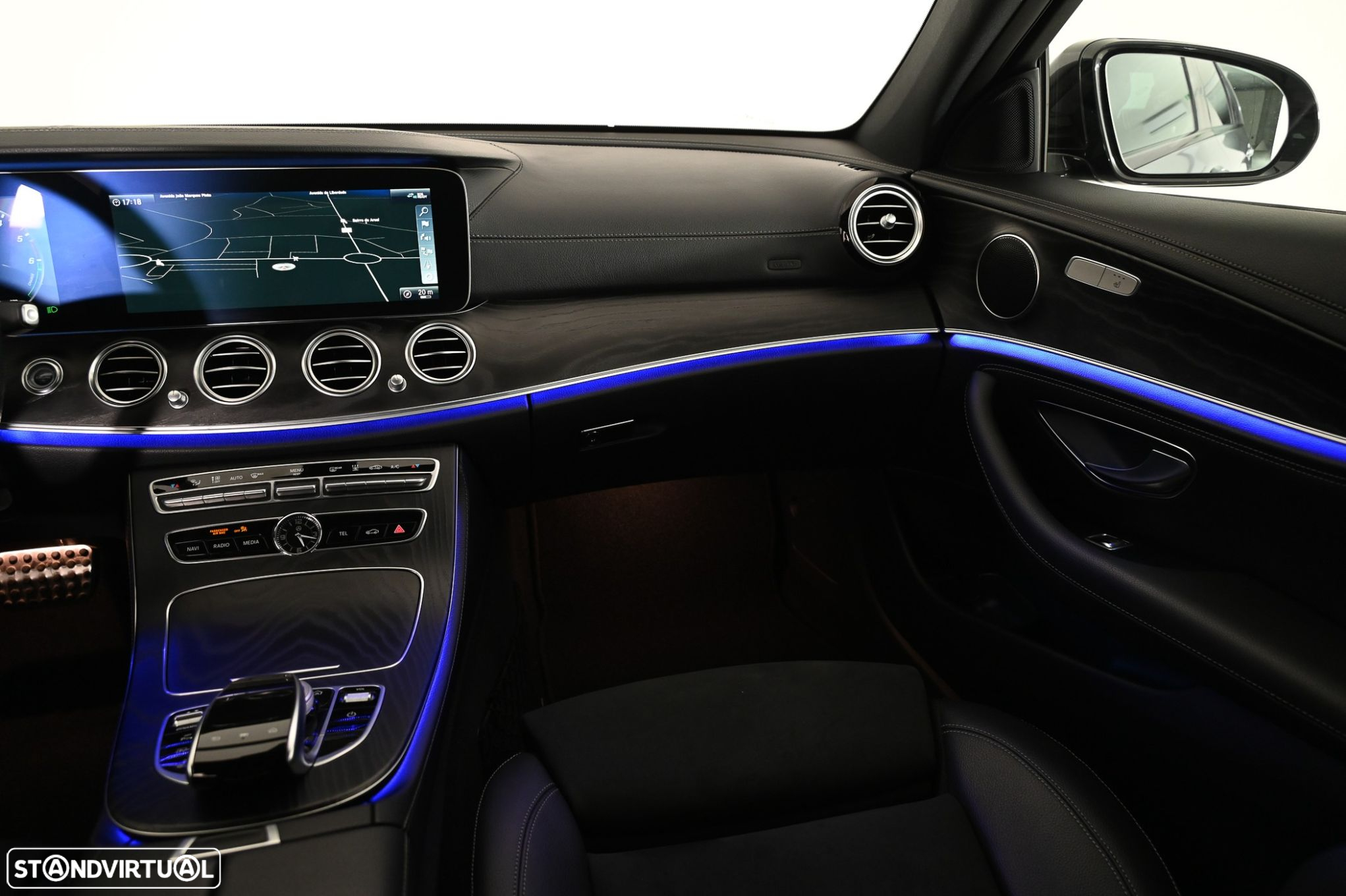 Mercedes-Benz E 300 - 22