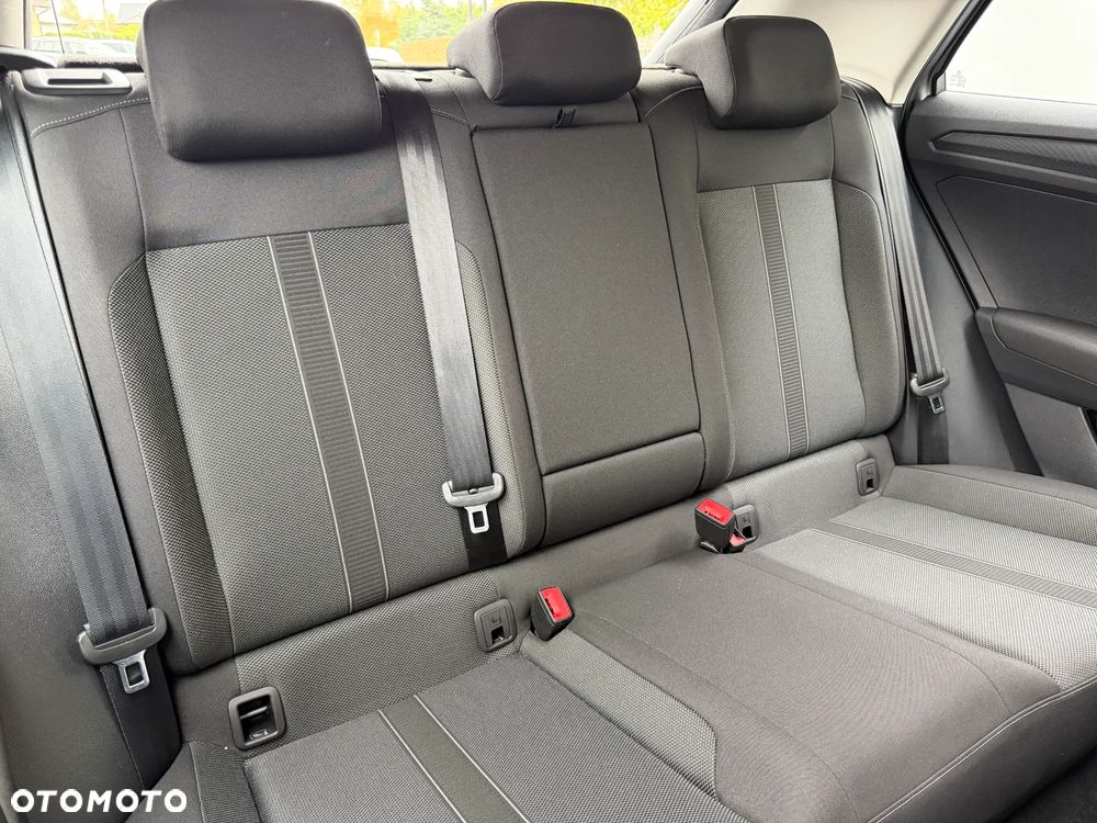Volkswagen T-Roc 1.5 TSI Life DSG - 23