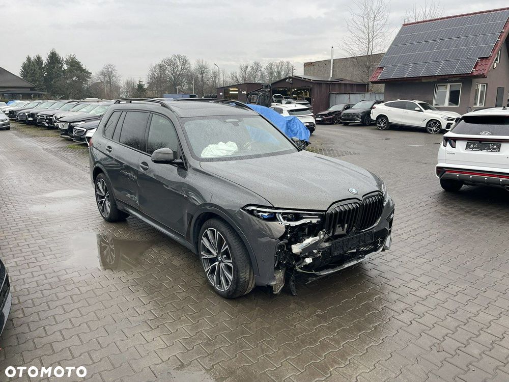 BMW X7 M50i sport - 5
