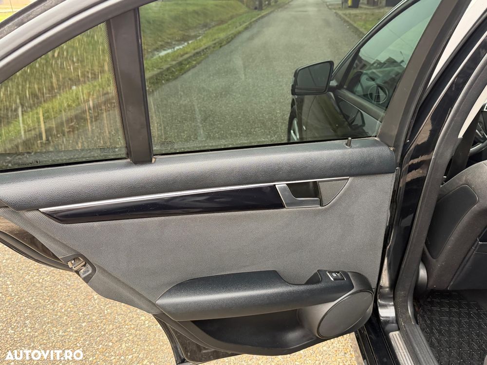 Mercedes-Benz C 200 CDI BlueEFFICIENCY T-modell EU5 - 13