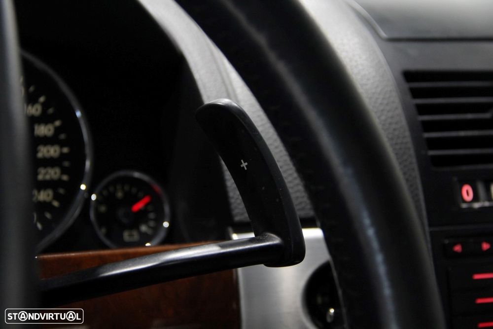 VW Touareg 3.0 TDI V6 Tiptronic - 15