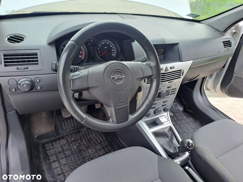 Opel Astra 1.6 Enjoy EU6 - 7
