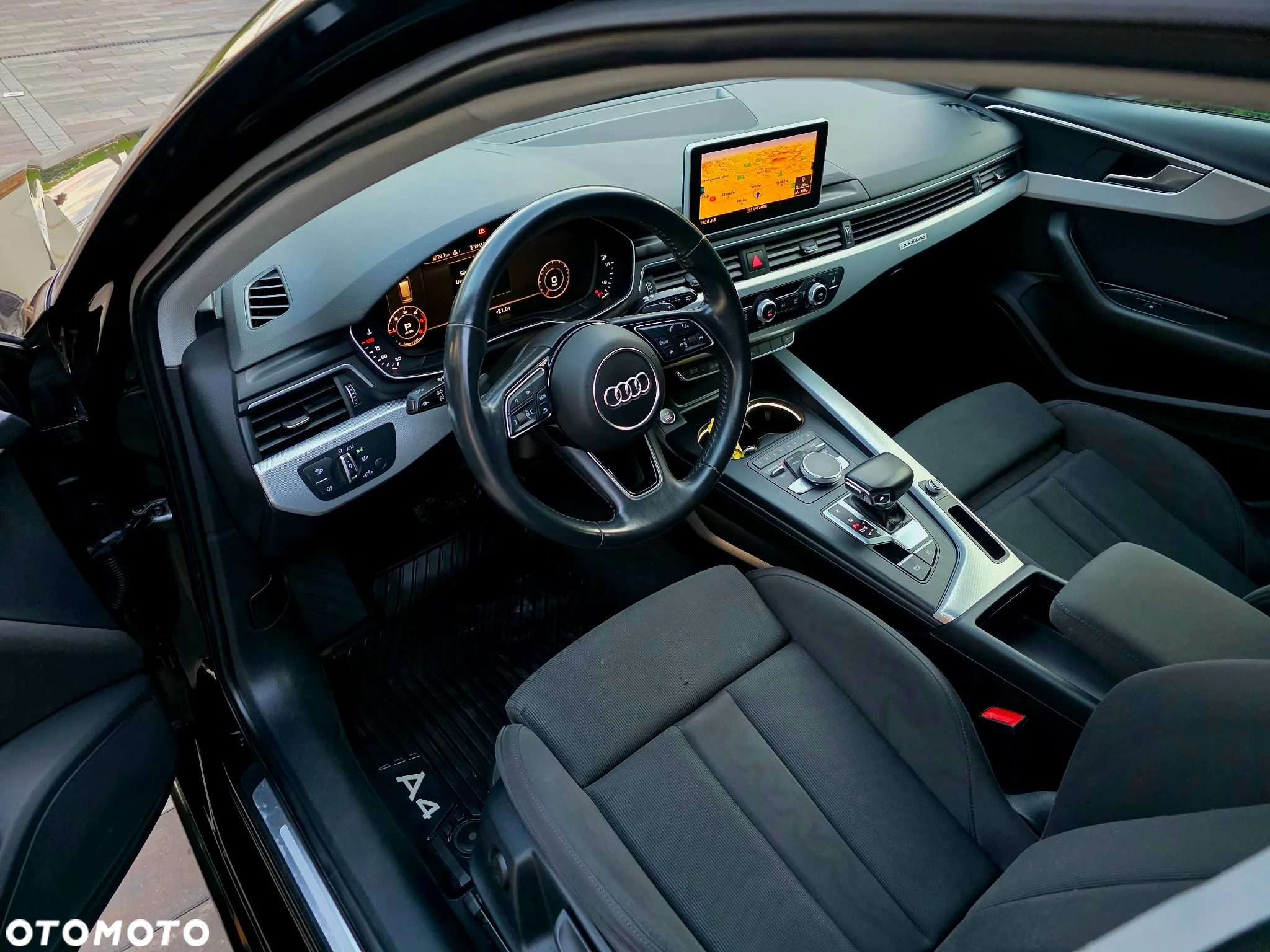 Audi A4 Avant 2.0 TDI Quattro S tronic - 15