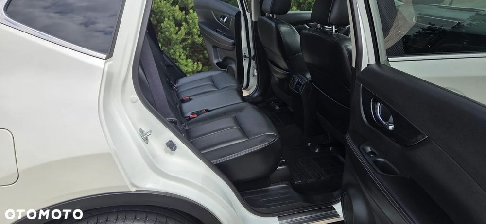 Nissan X-Trail 1.6 DIG-T Tekna 2WD - 25