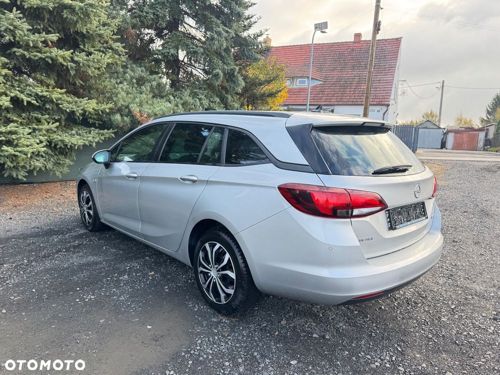 Opel Astra 2019 photo 5