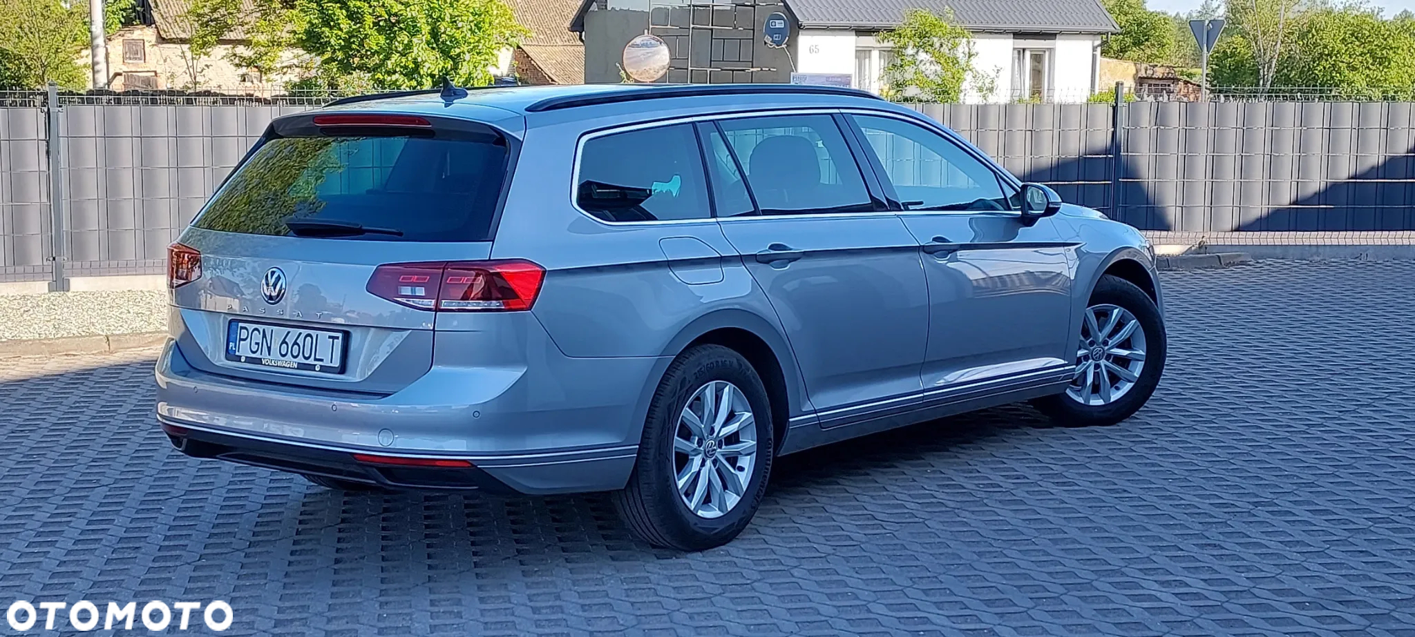 Volkswagen Passat - 6