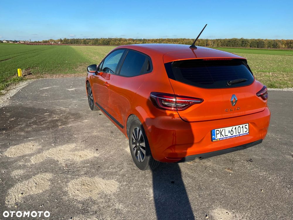 Renault Clio - 7