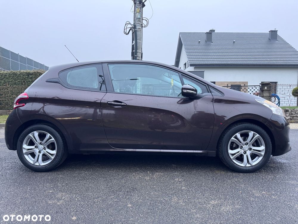 Peugeot 208 PureTech 82 Allure - 7