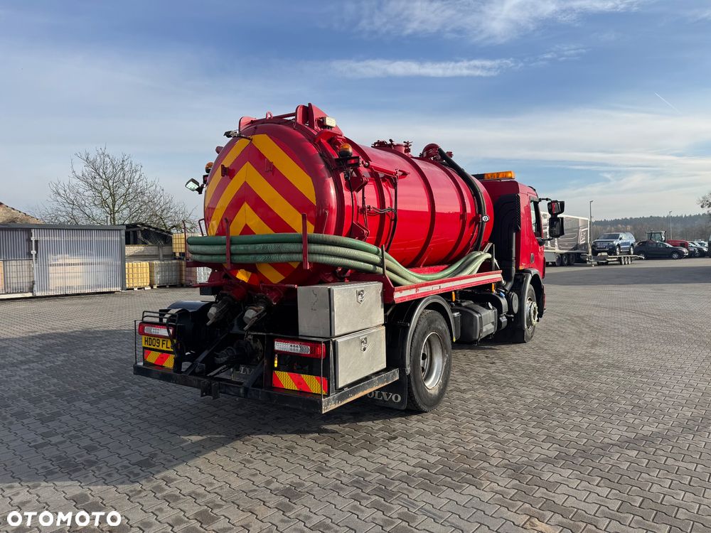 Volvo FE 280 Asenizacyjny Wuko 10450 litrów - 3