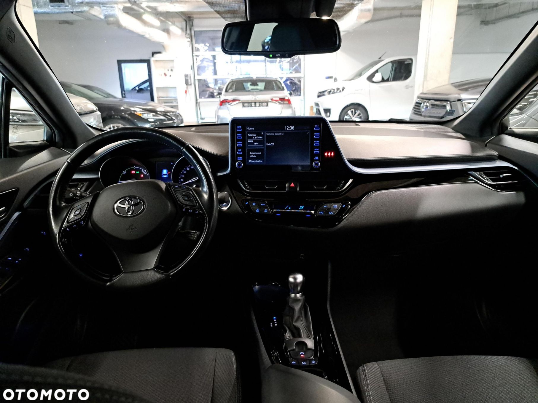 Toyota C-HR - 11