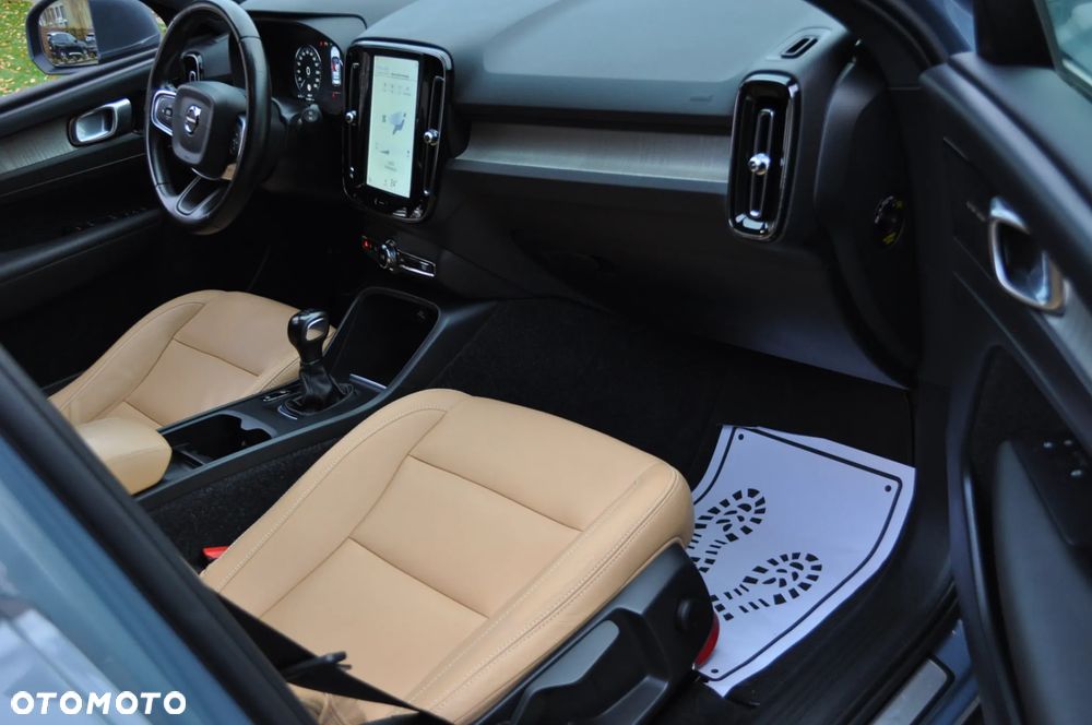 Volvo XC 40 D3 Inscription - 32