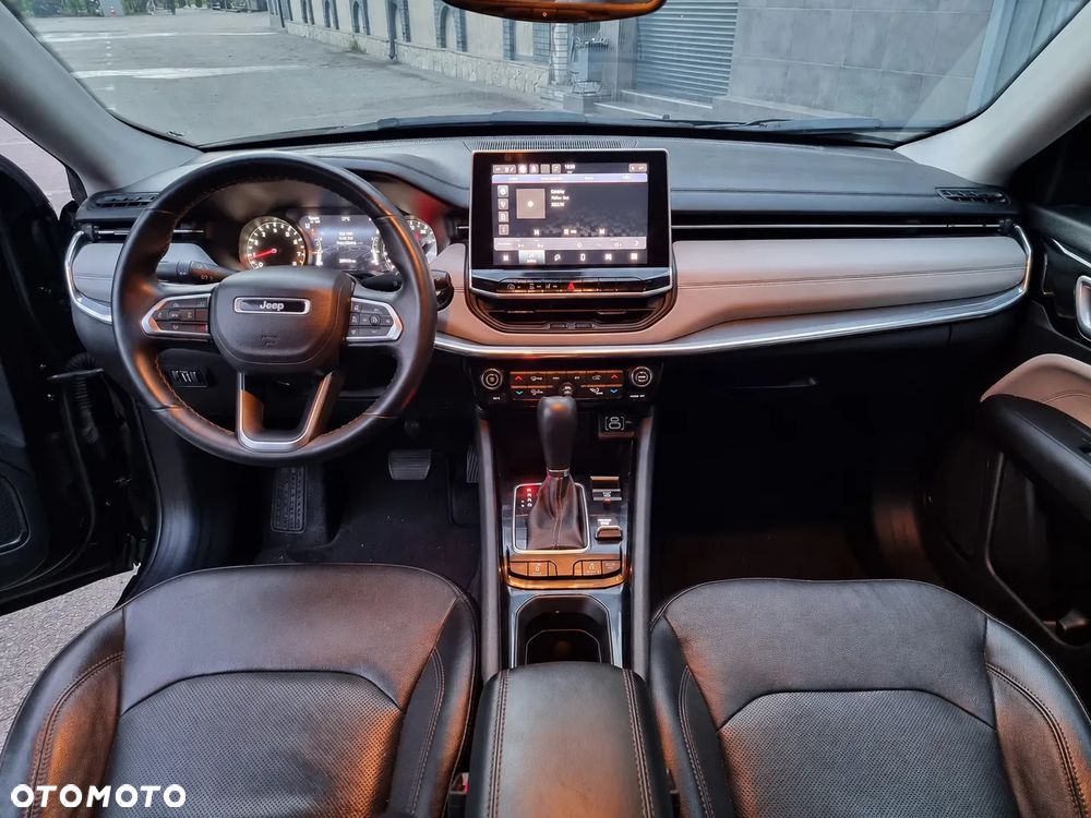 Jeep Compass - 8