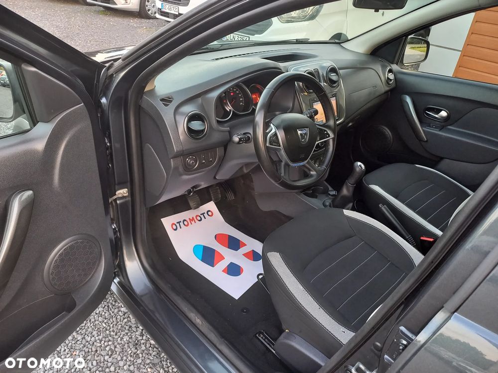 Dacia Sandero Stepway TCe 90 (S&S) Celebration - 15