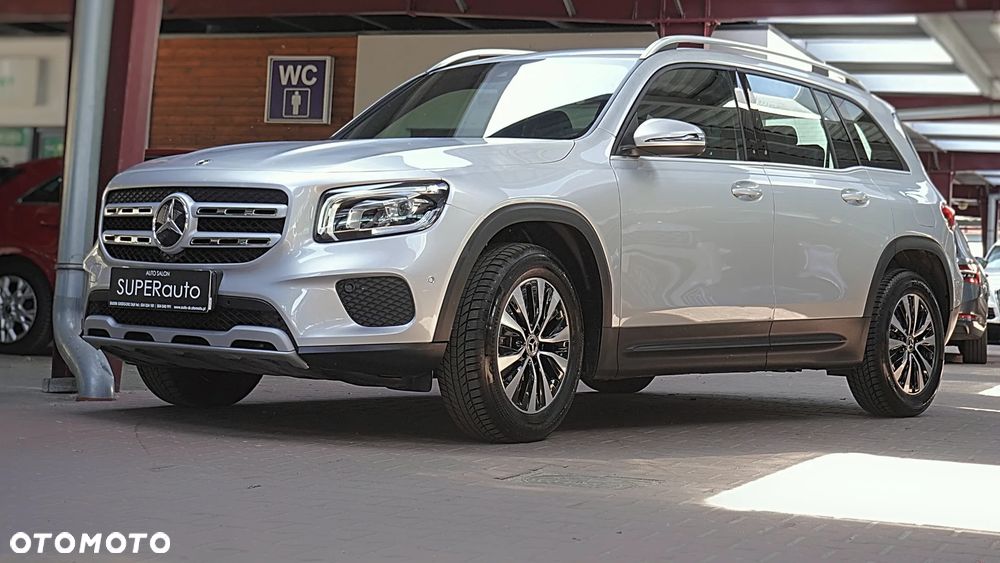 Mercedes-Benz GLB 200 7G-DCT - 7