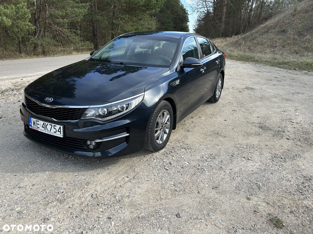 Kia Optima 2.0 M - 9