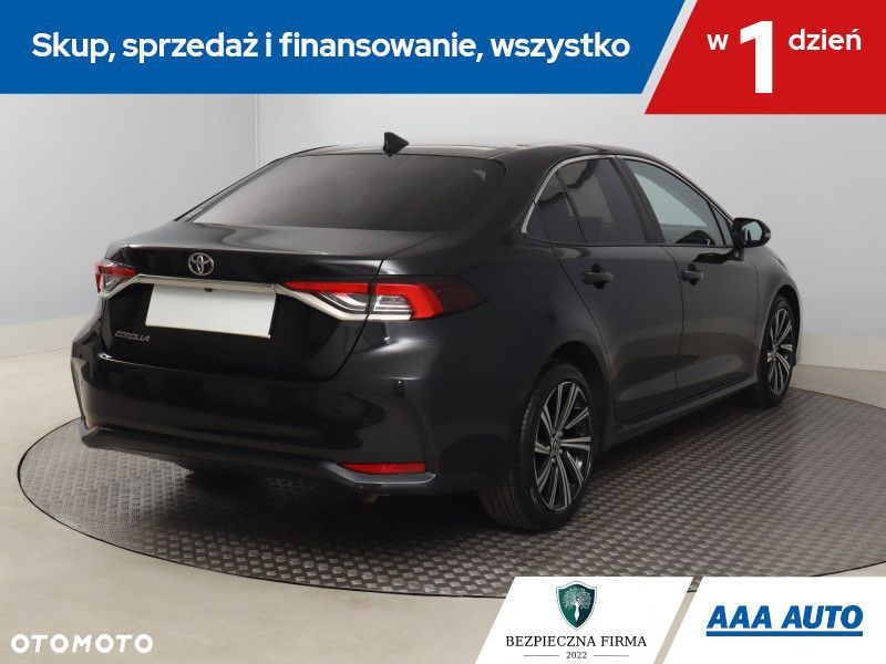 Toyota Corolla - 7