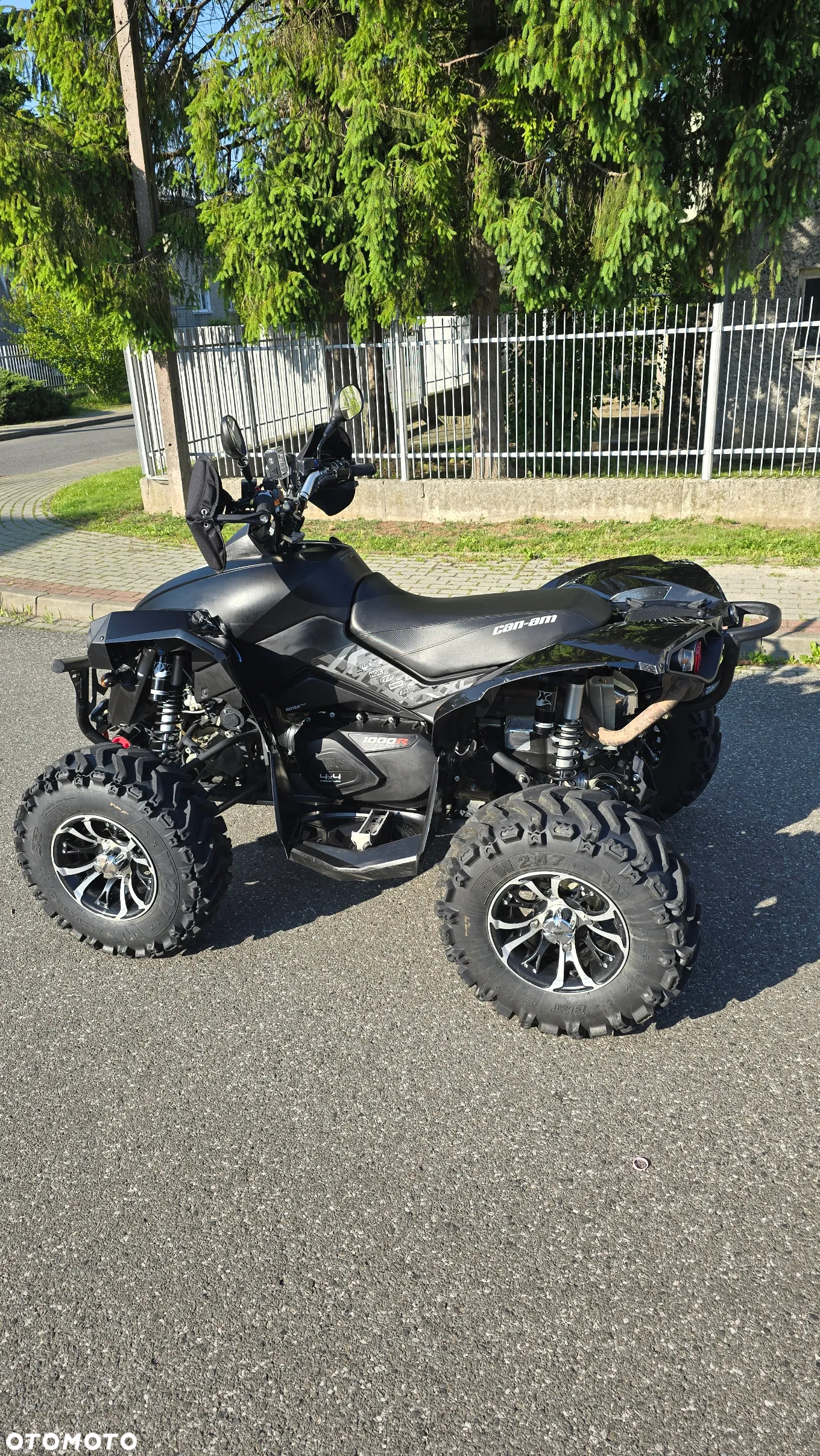 Can-Am Renegade - 7