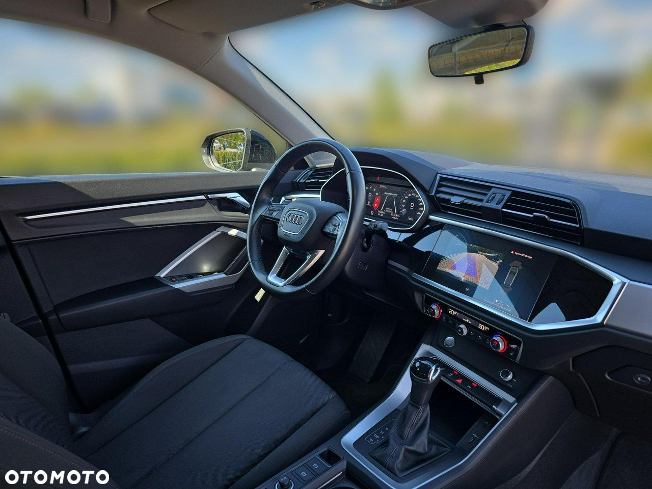 Audi Q3 Sportback - 9