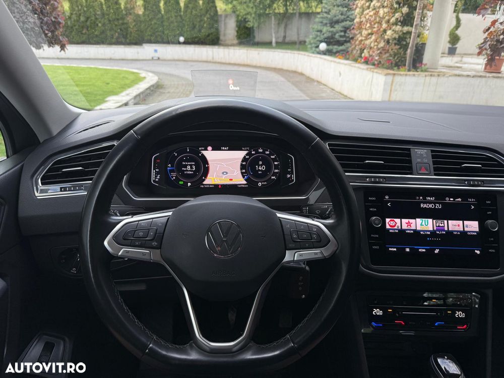 Volkswagen Tiguan - 21