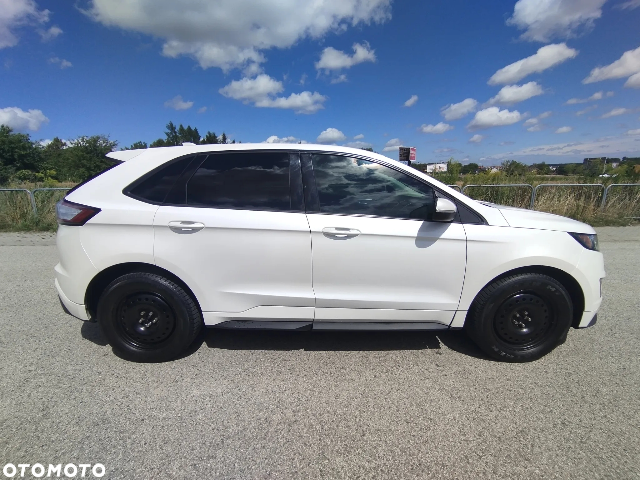 Ford Edge - 10