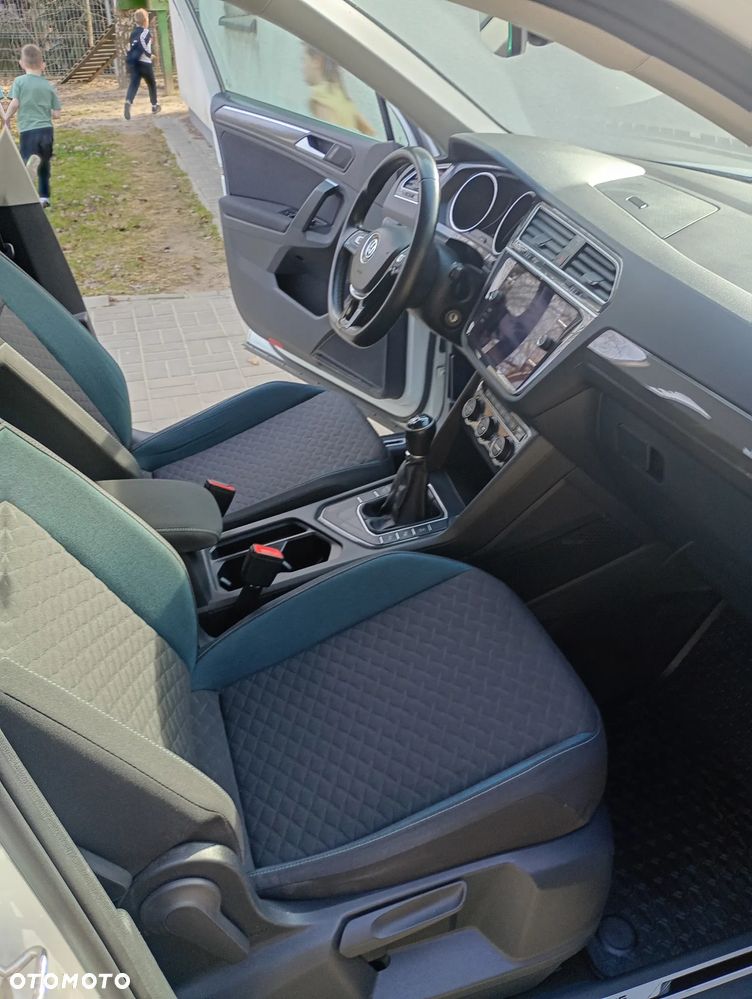 Volkswagen Tiguan 2.0 TDI SCR IQ.DRIVE - 16