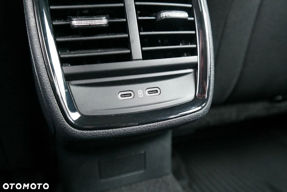 Skoda Kamiq 1.5 TSI Selection - 12