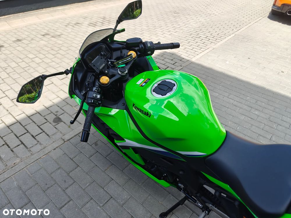 Kawasaki ZX - 9