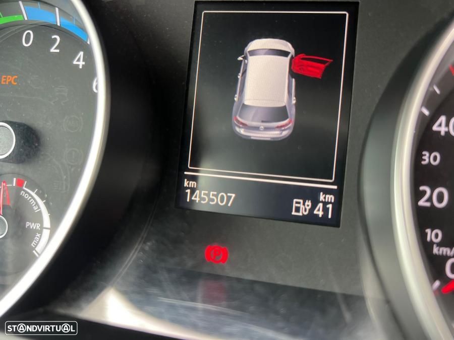 VW e-Golf AC/DC - 11
