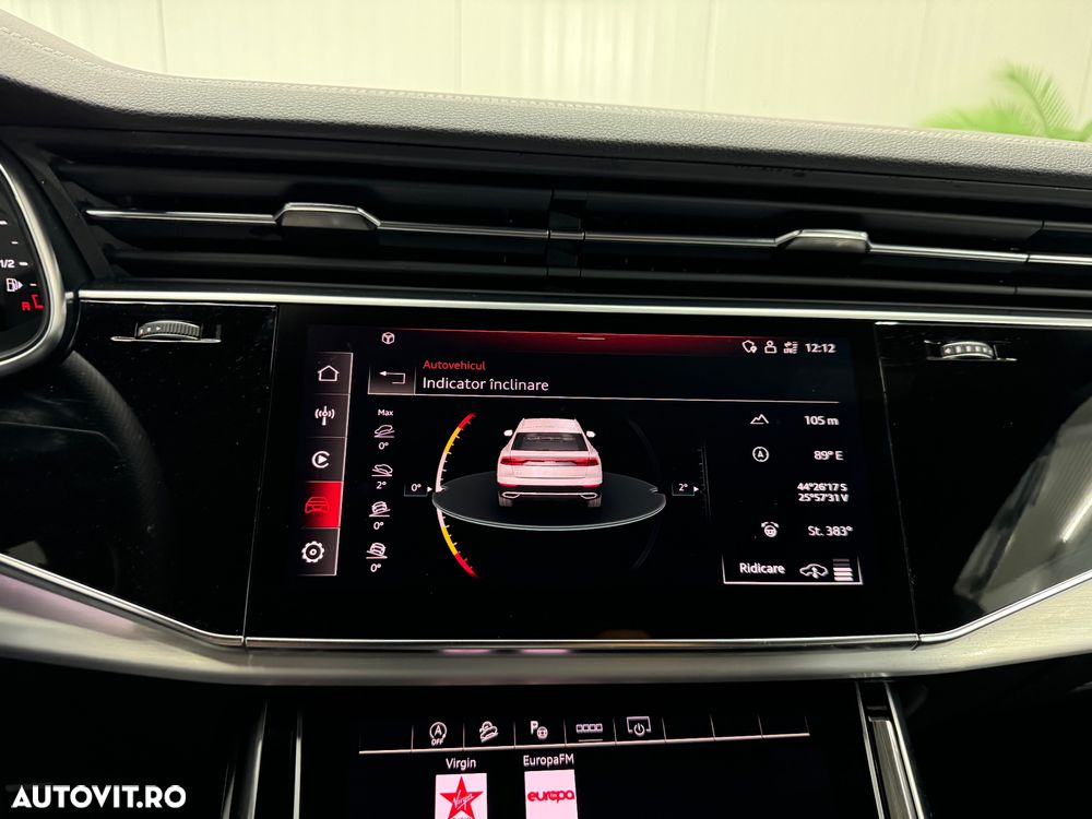 Audi Q8 55 TFSI quattro Tiptronic MHEV - 35