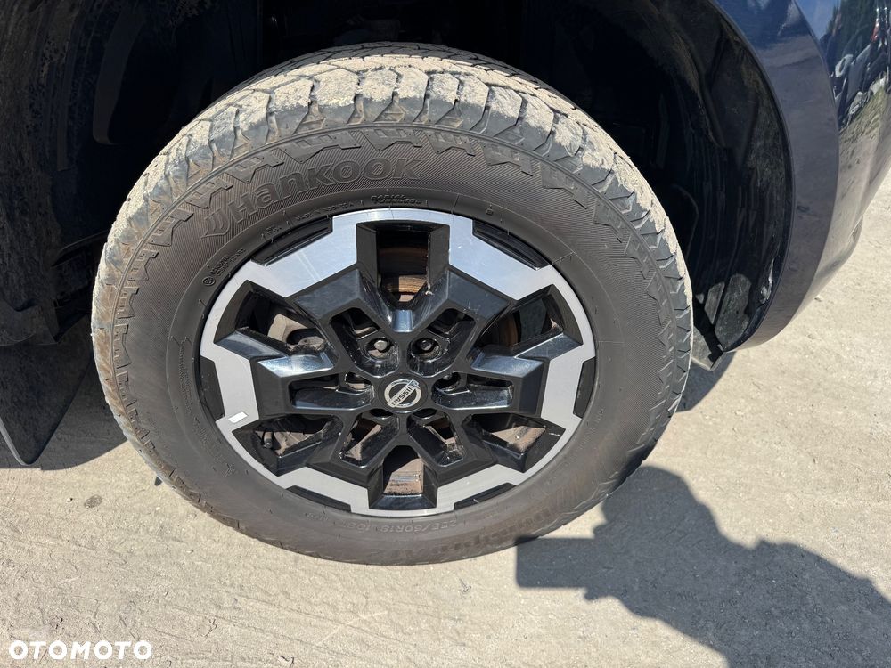 Nissan Navara - 26