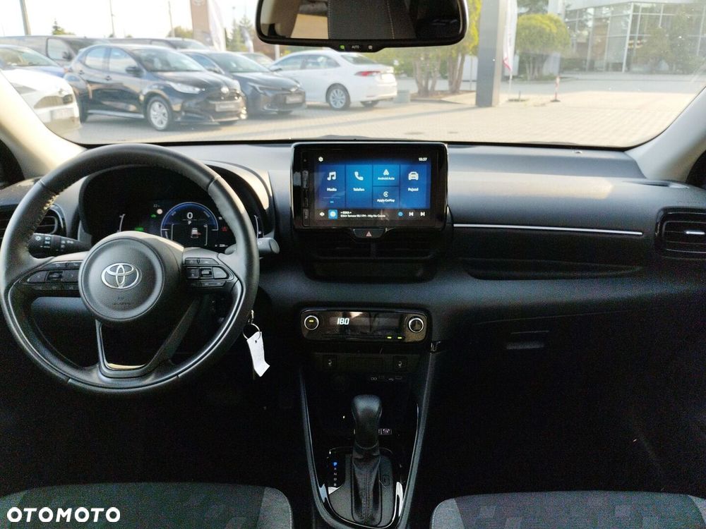 Toyota Yaris Hybrid 1.5 Style - 13
