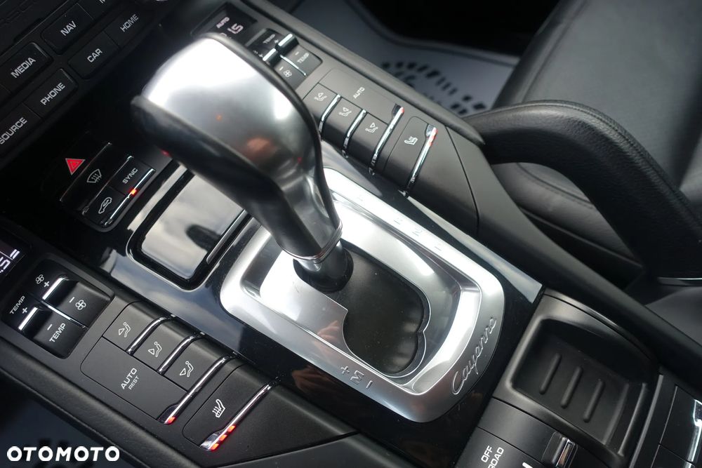 Porsche Cayenne Tiptronic S - 25