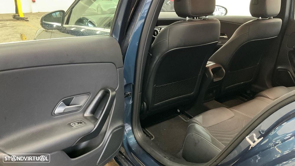 Mercedes-Benz A 250 e Style Plus - 16