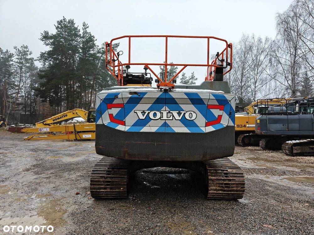 Volvo EC250EL - 4