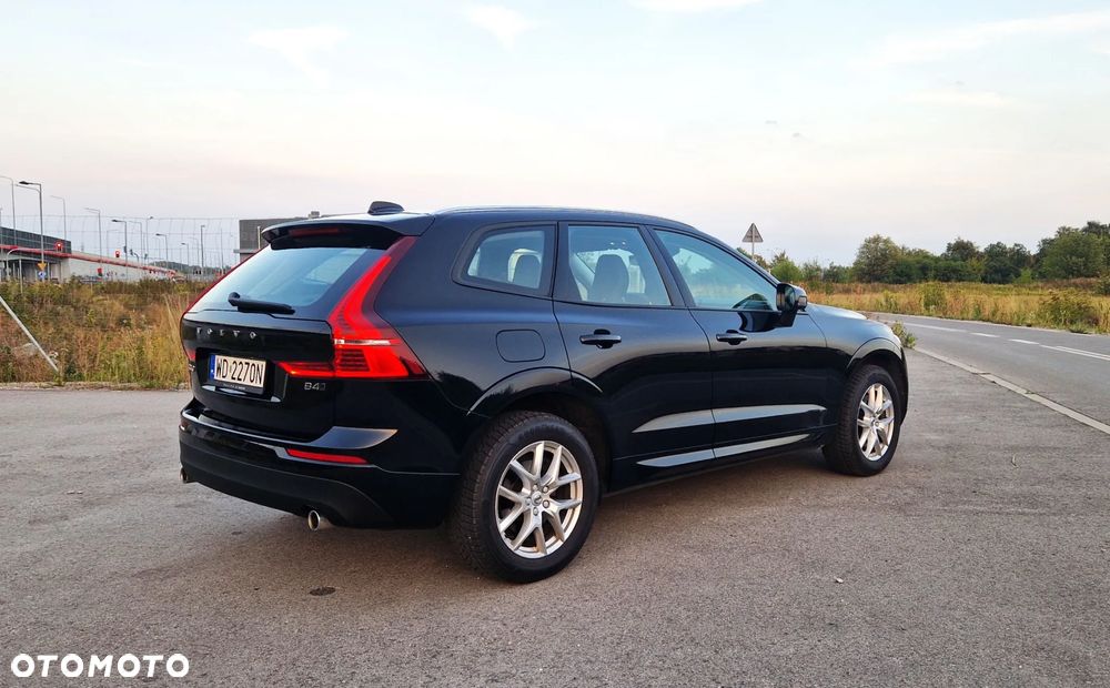 Volvo XC 60 D4 AWD Momentum - 8