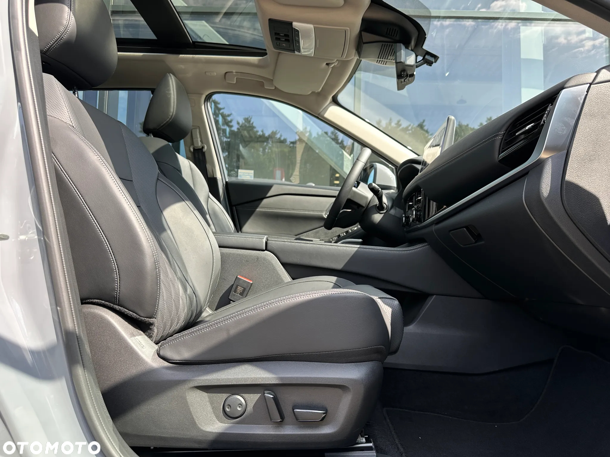 Nissan X-Trail - 12