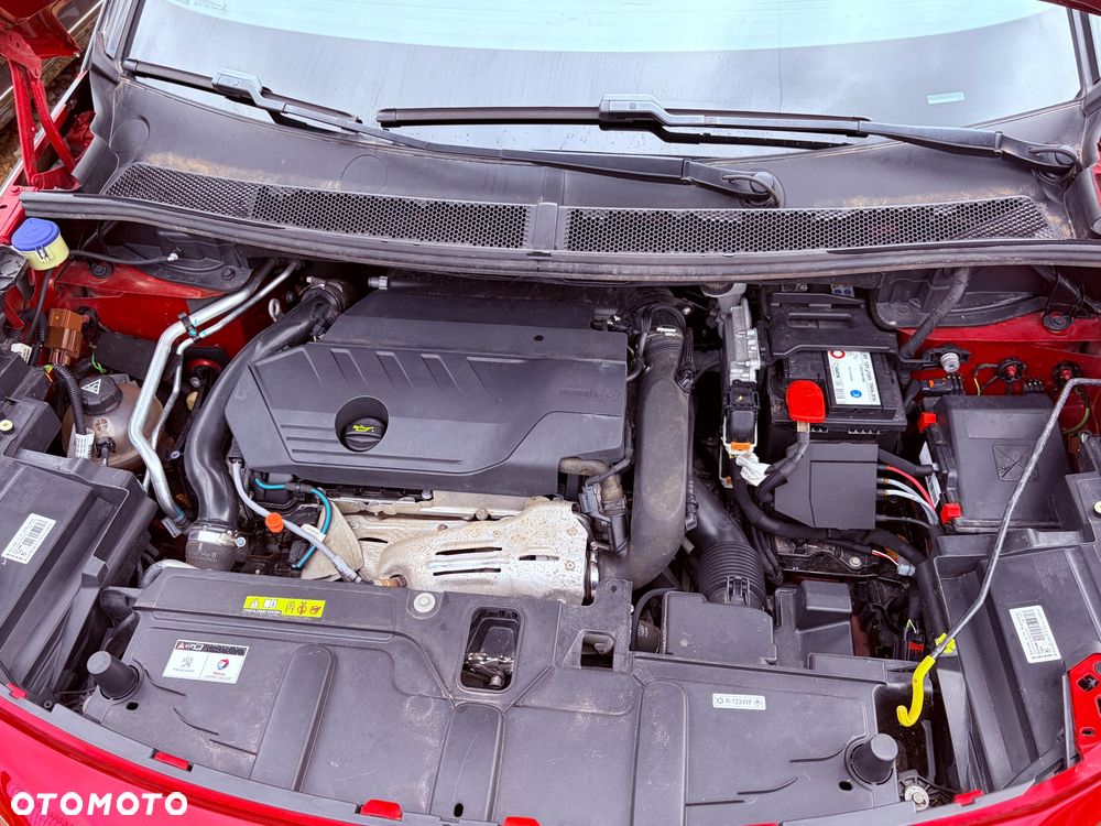 Peugeot 3008 1.6 PureTech GPF GT Line S&S EAT8 - 26