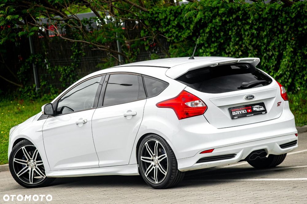 Ford Focus - 13