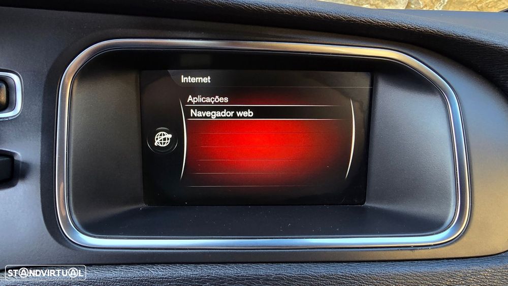 Volvo V40 1.6 D2 Momentum Powershift Eco - 25