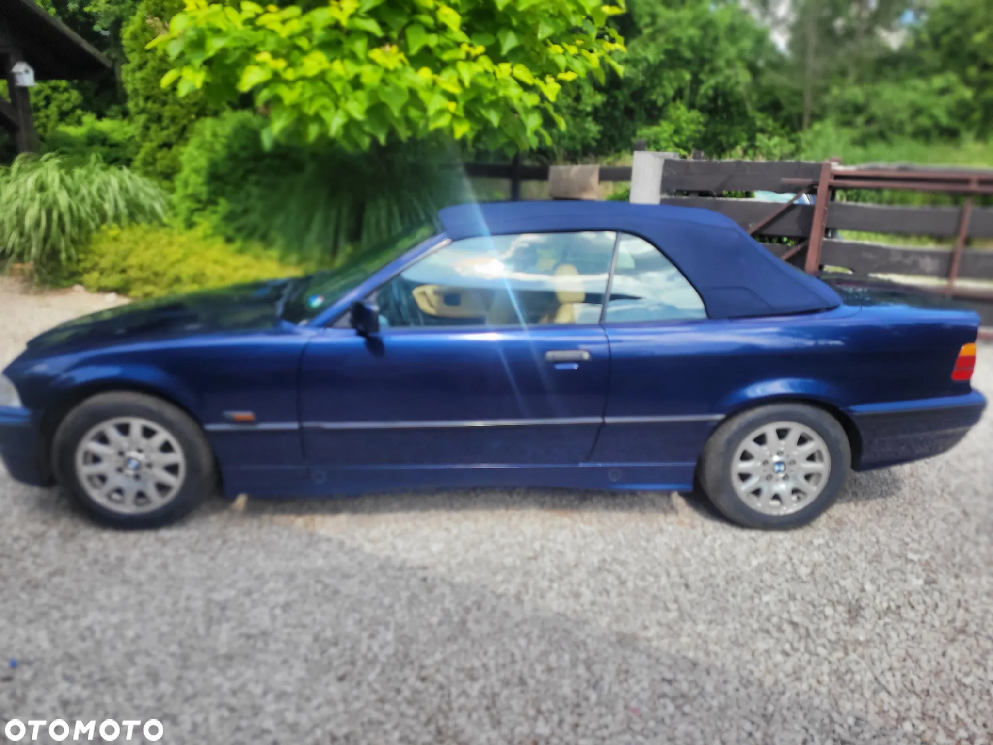 BMW Seria 3 318i Cabriolet - 5