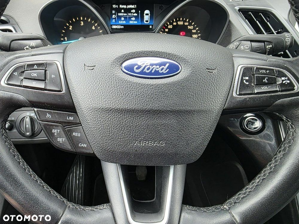 Ford Kuga - 21